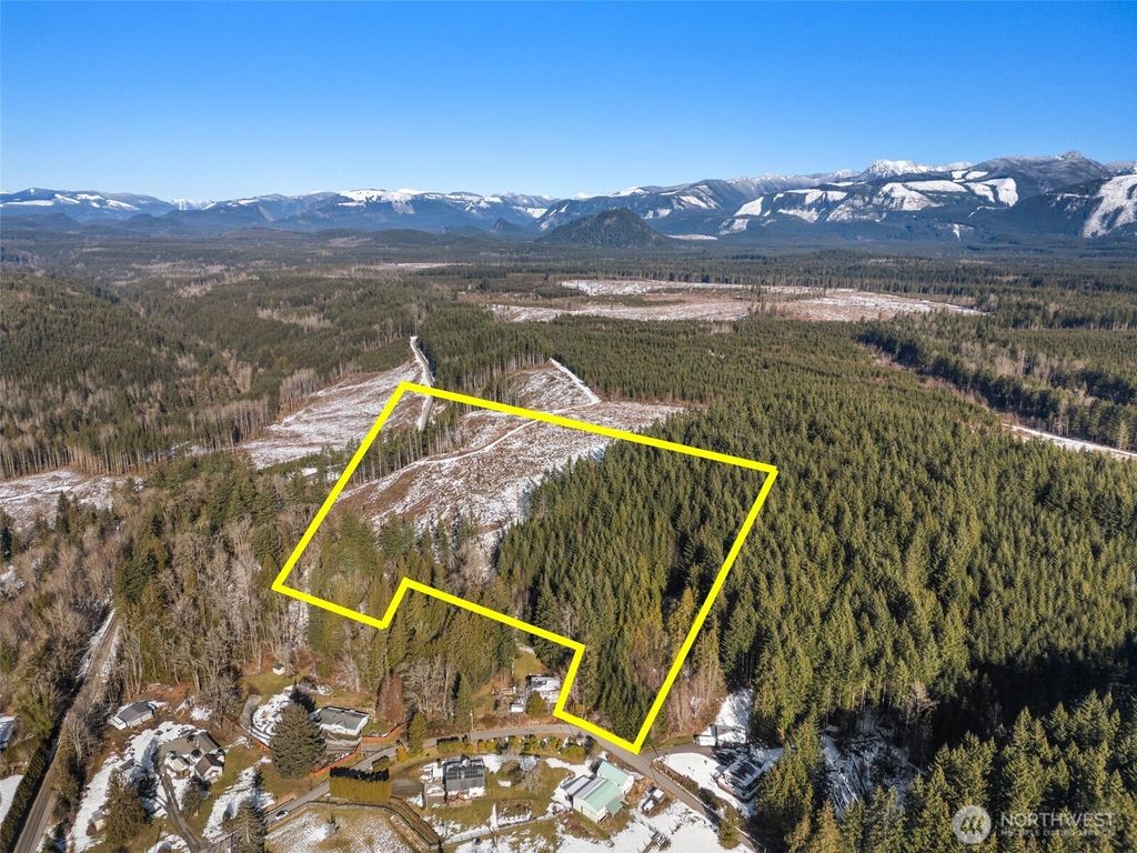 Photo of 0 XXXX SE 53rd Street, Snoqualmie, WA 98065 (MLS # 2498216)