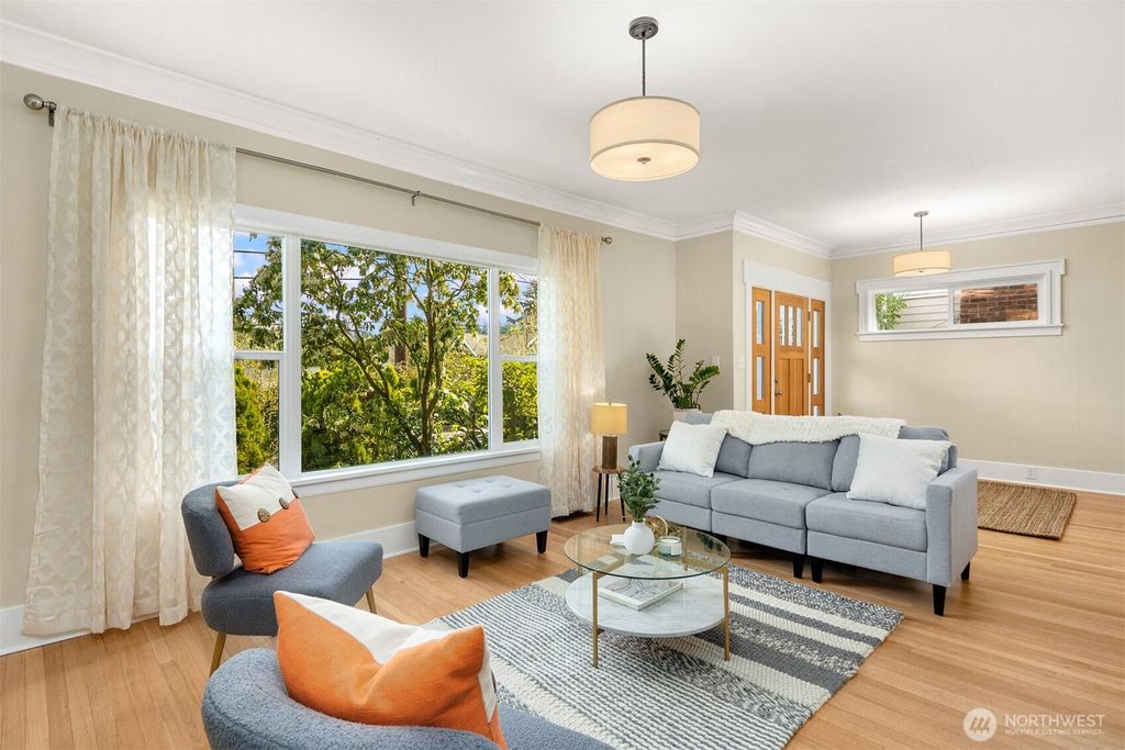 Photo of 2047 24th Avenue E, Seattle, WA 98112 (MLS # 2350068)