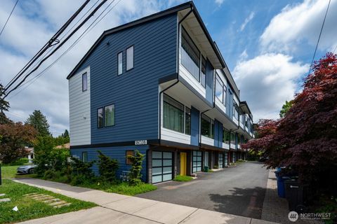 Photo of 18028 10th Avenue NE #F, Shoreline, WA 98155 (MLS # 2527999)