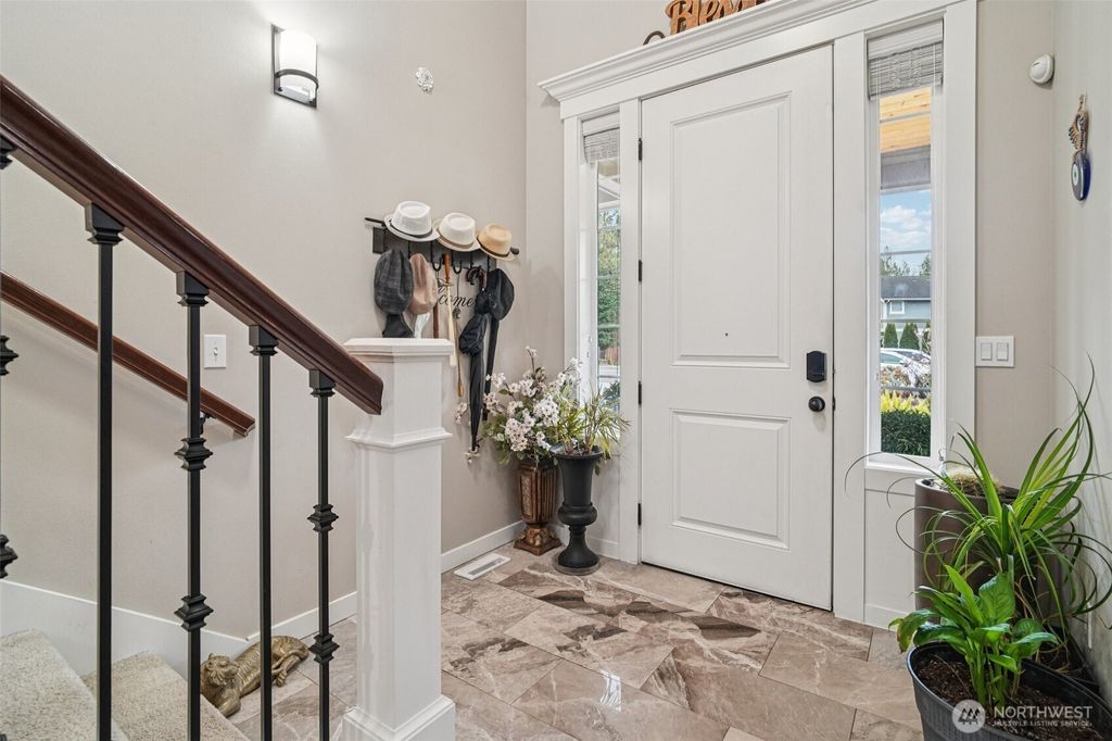 Photo of 13814 41st Avenue W, Lynnwood, WA 98087 (MLS # 2506669)