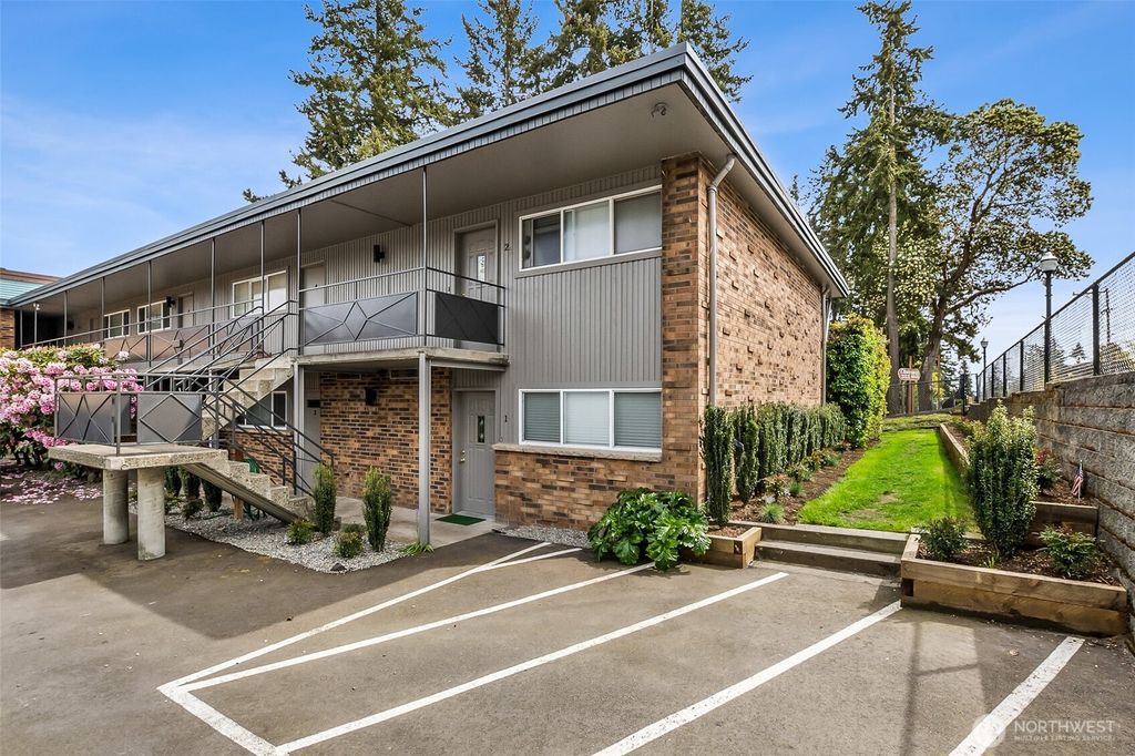 Photo of 255 SW 154th Street, Burien, WA 98166 (MLS # 2463330)