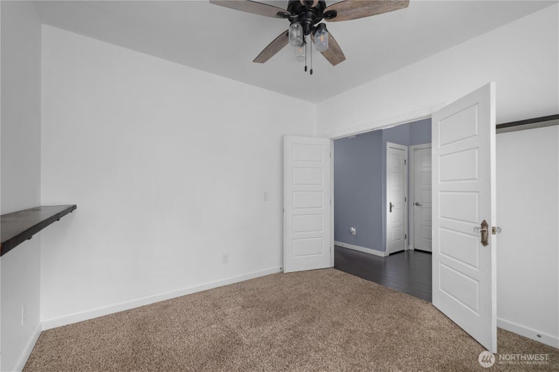 1735 Vista Loop SW