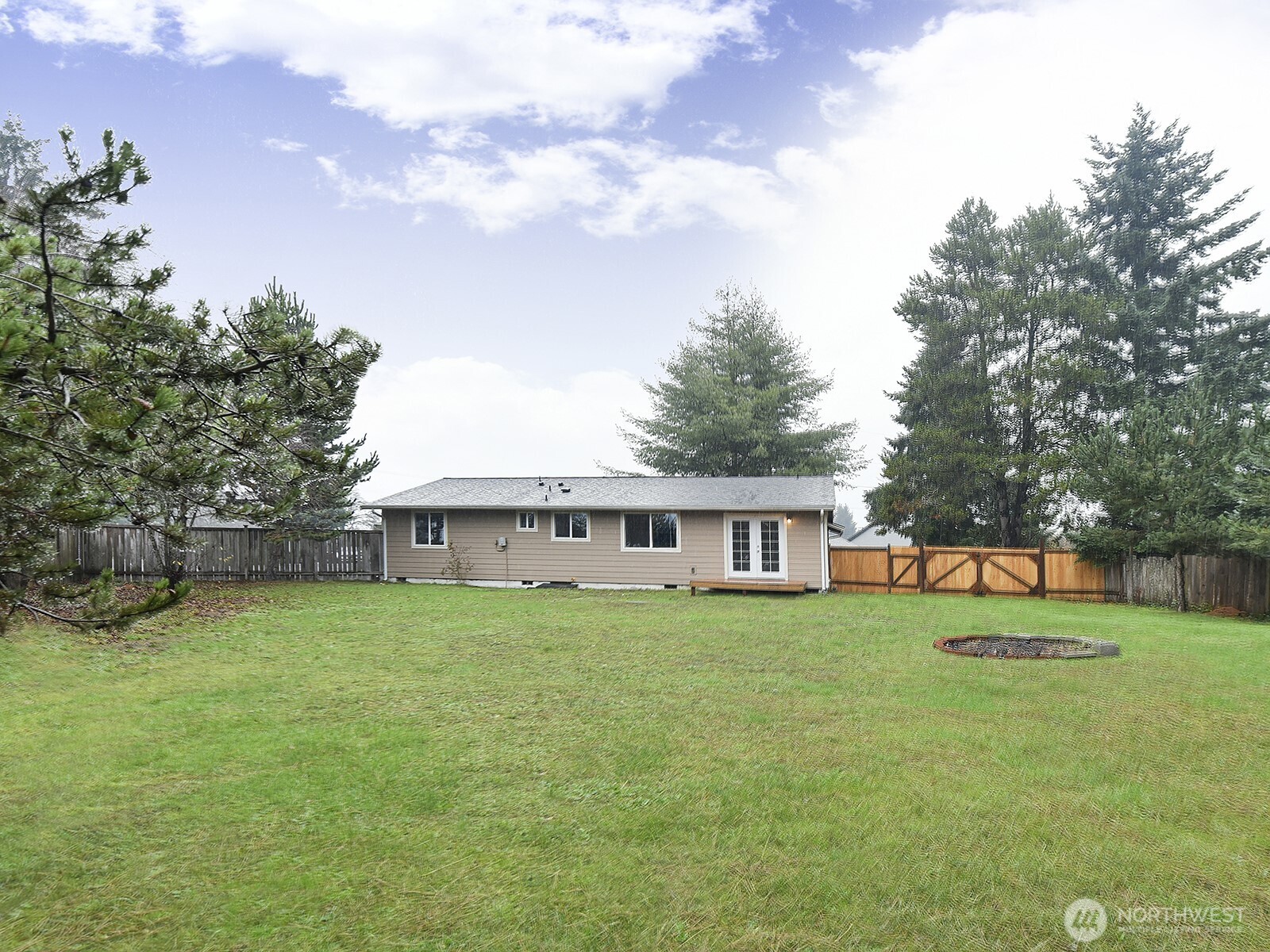 108 Washington Court SE