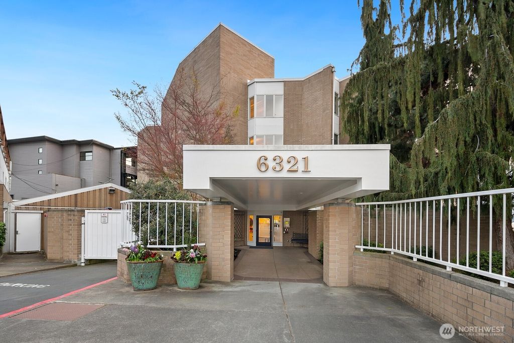 Photo of 6321 Seaview Avenue NW #21, Seattle, WA 98107 (MLS # 2353003)