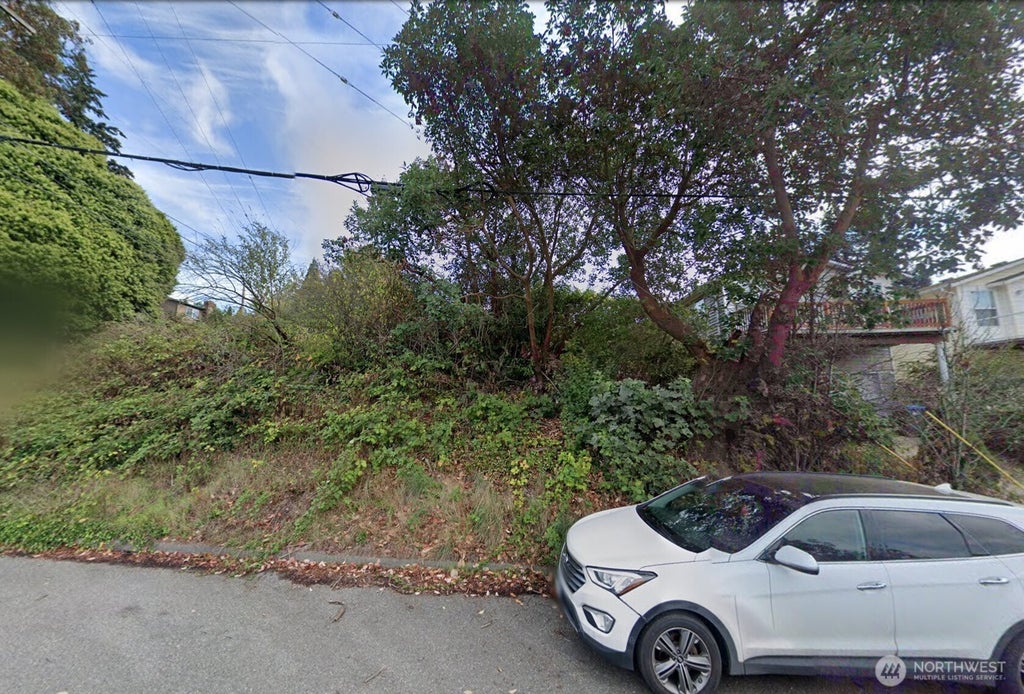 Photo of 590 Bremereton Boulevard W, Bremerton, WA 98312 (MLS # 2537598)