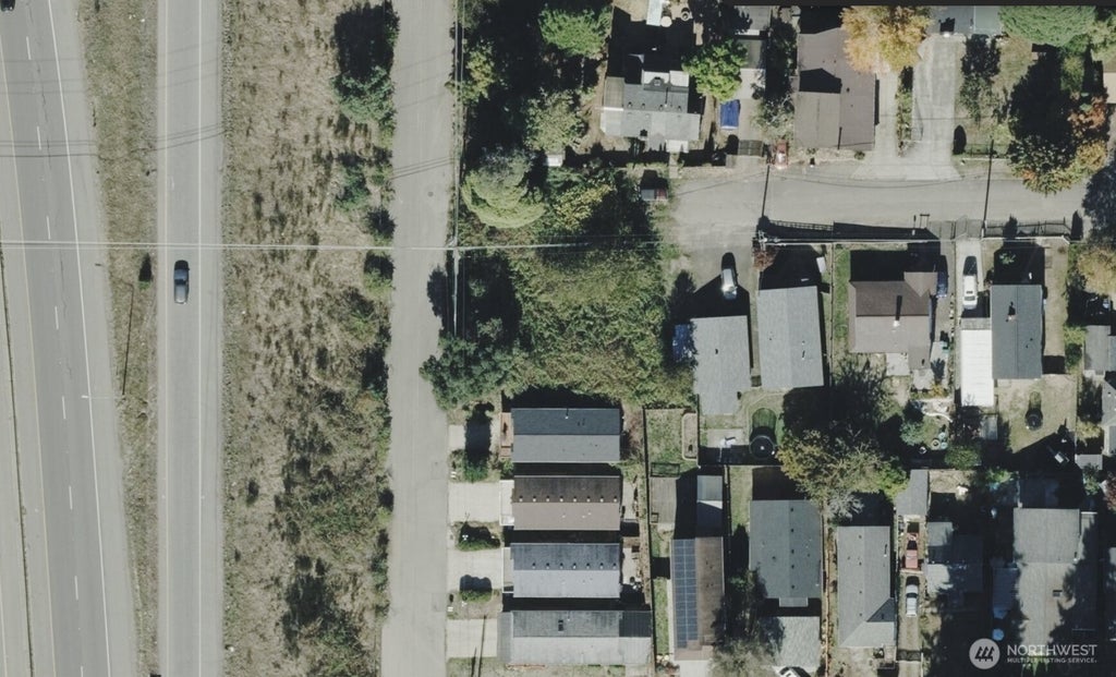Photo of 590 Bremereton Boulevard W, Bremerton, WA 98312 (MLS # 2537598)
