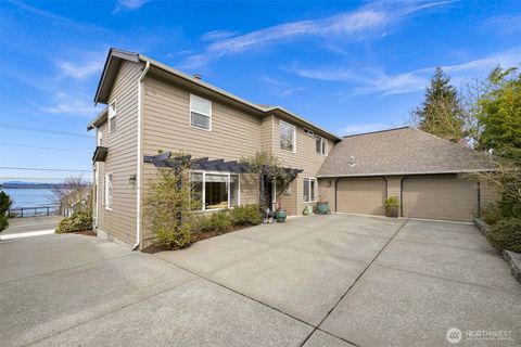 Photo of 6934 Holeman Avenue, Blaine, WA 98230 (MLS # 2474568)