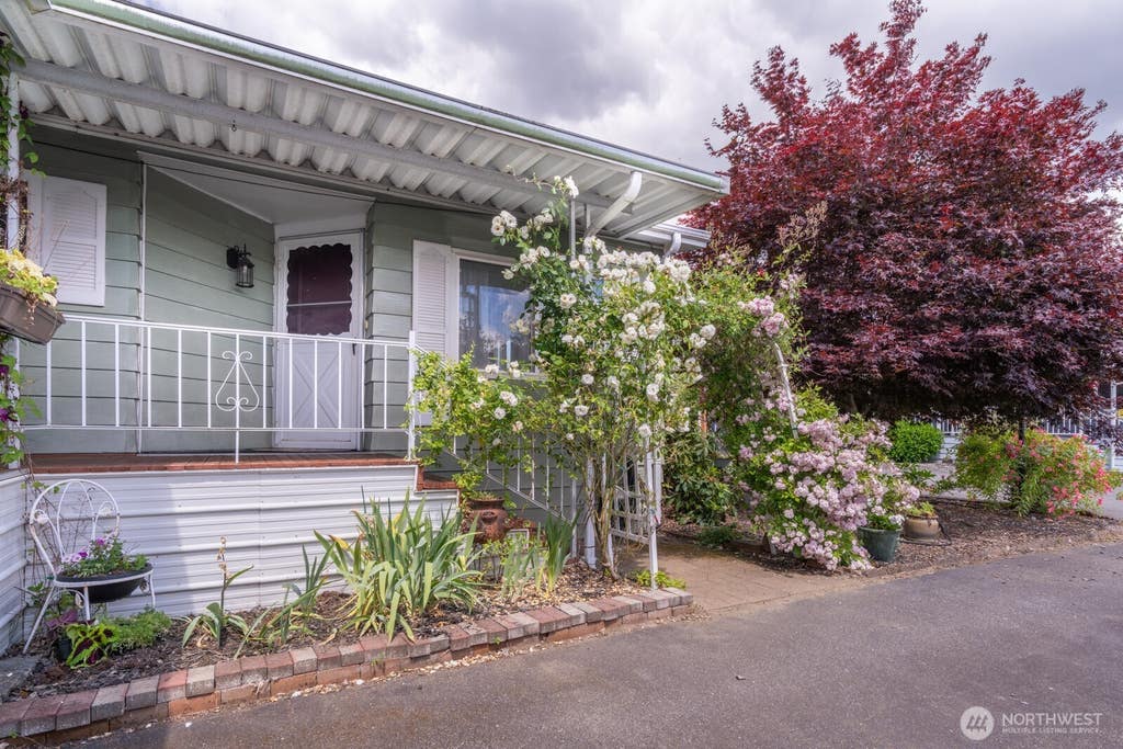 Photo of 1121 244th Street SW #19, Bothell, WA 98021 (MLS # 2562275)