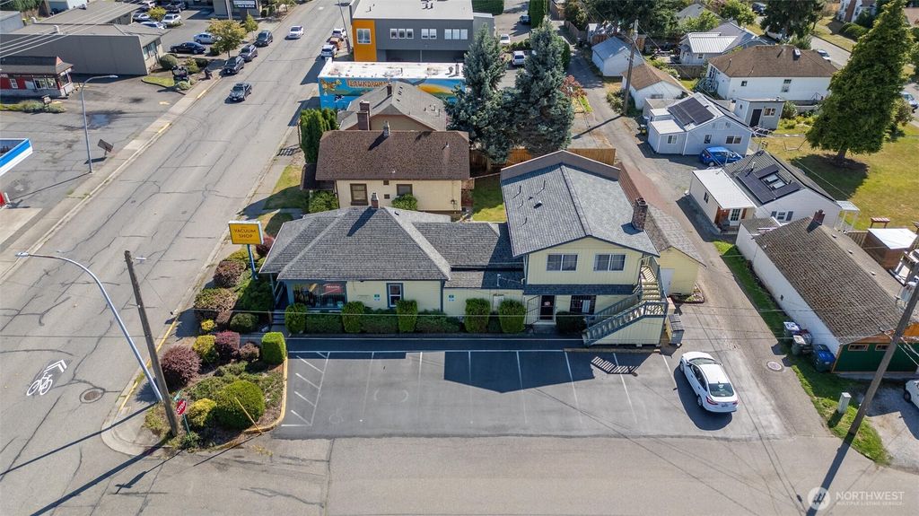 Photo of 2731 Meridian Street, Bellingham, WA 98225 (MLS # 2478534)