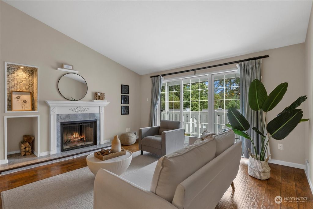 Photo of 12302 SE 41st Lane #23, Bellevue, WA 98006 (MLS # 2272053)