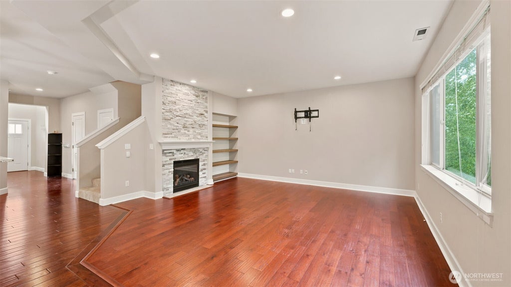 Photo of 6706 Elaine Avenue SE, Auburn, WA 98092 (MLS # 2587998)