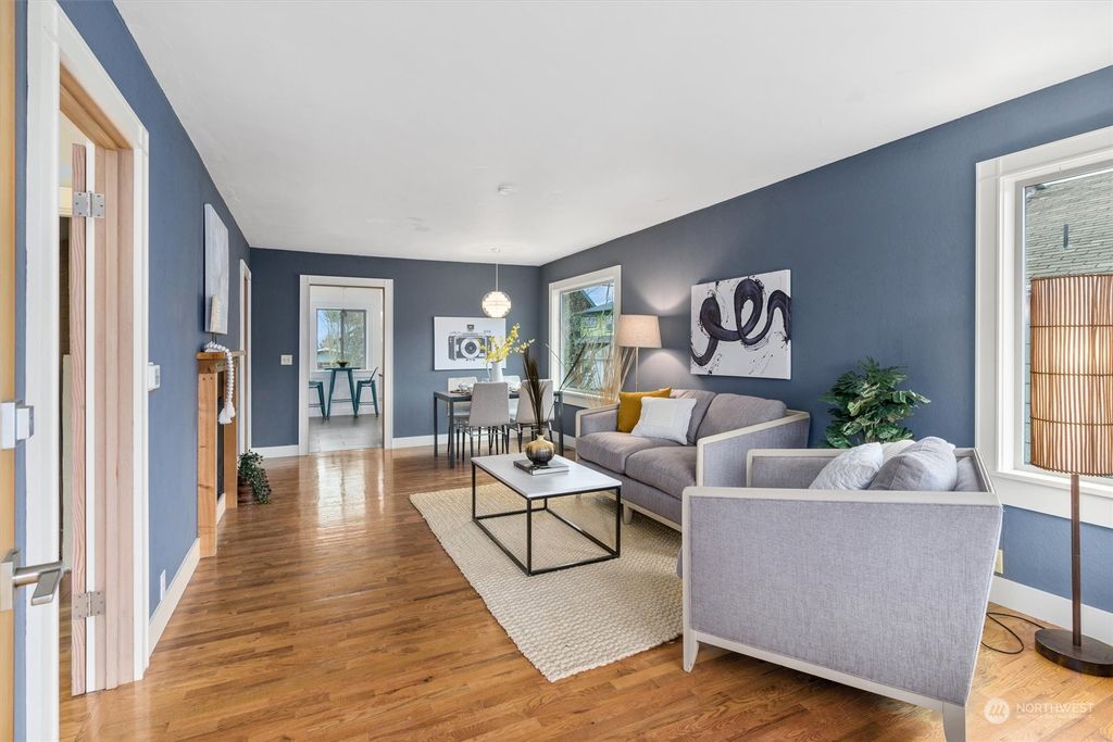 Photo of 5640 35th Avenue SW, Seattle, WA 98126 (MLS # 2041081)