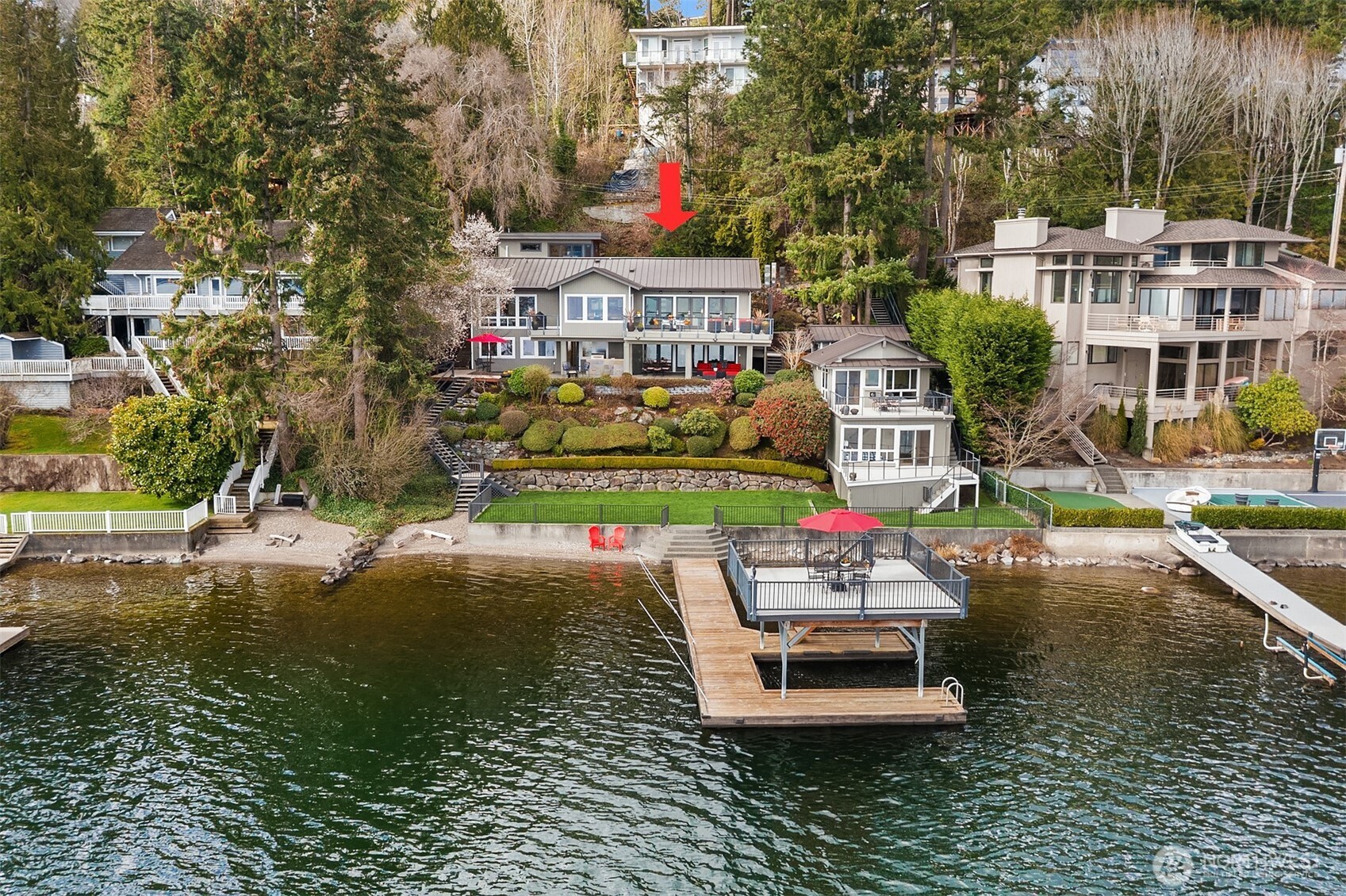 650 Lake Sammamish Lane NE