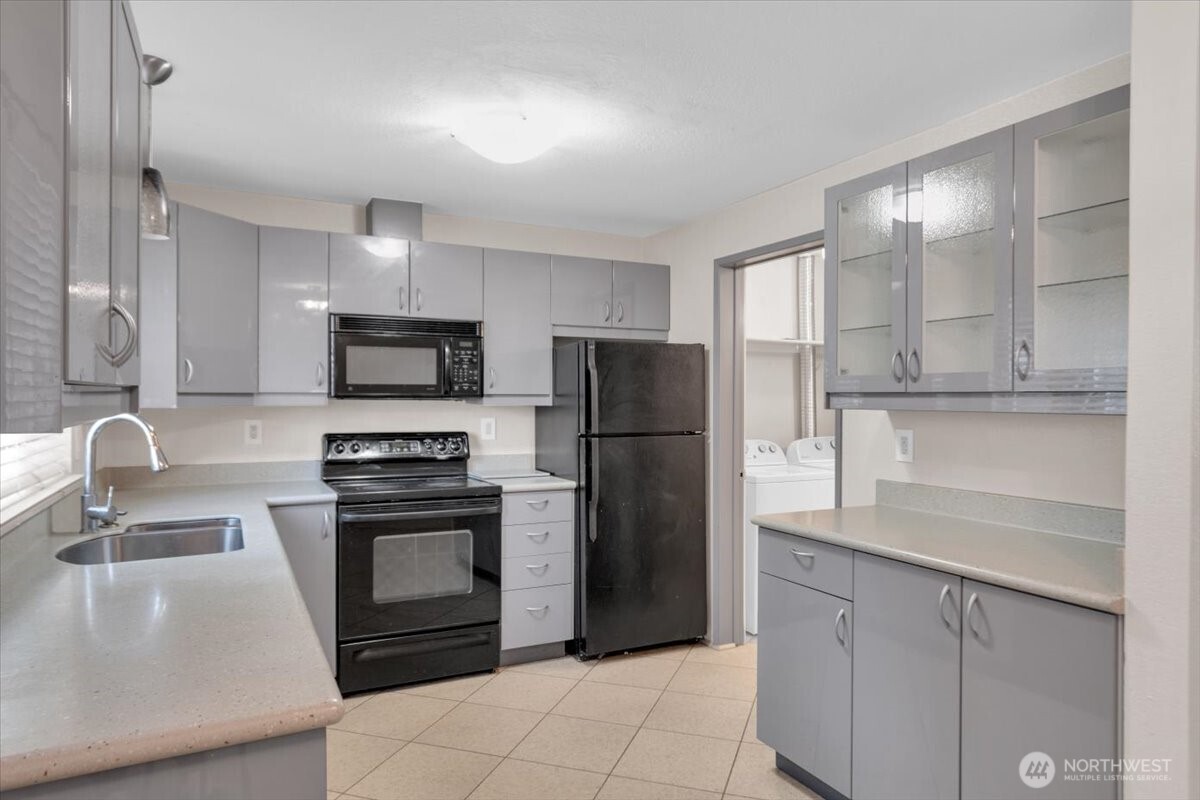 5706 99th Street Ct E