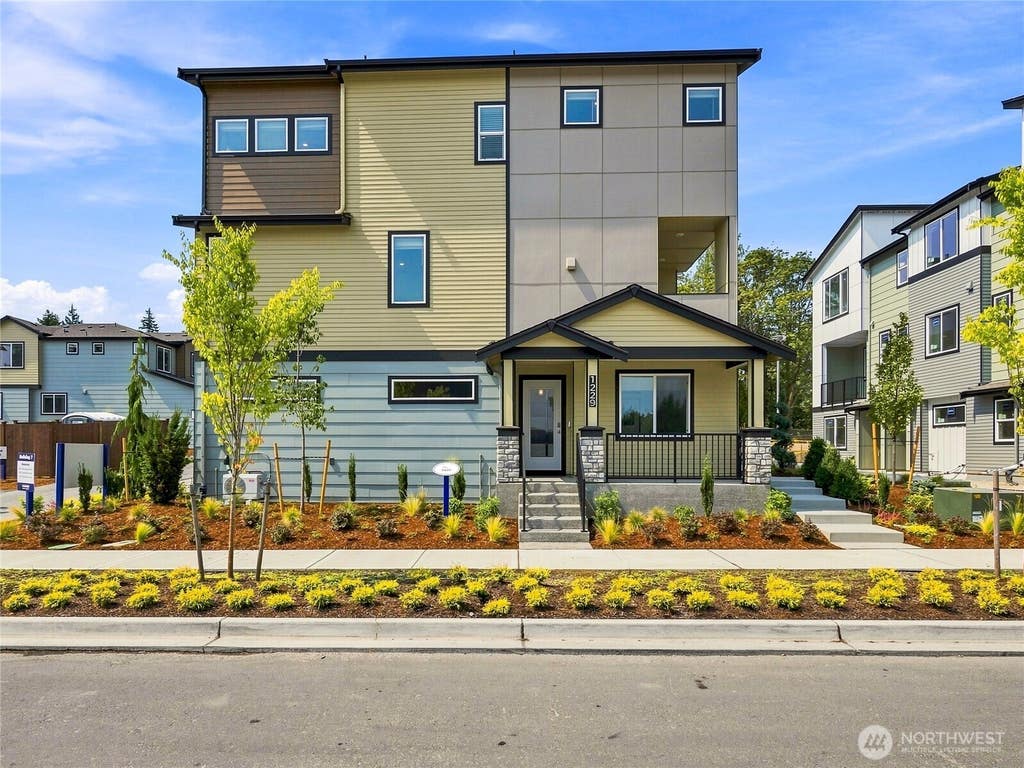 Photo of 1236 Tacoma Court NE #13, Renton, WA 98056 (MLS # 2562654)