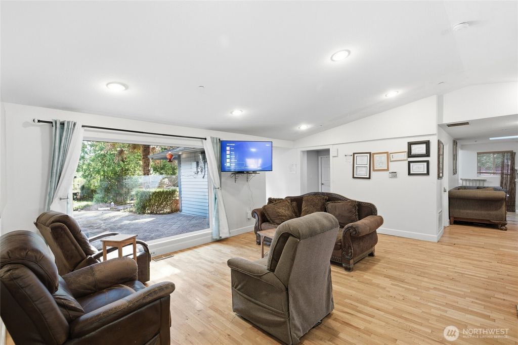 Photo of Bellevue, WA 98008 (MLS # 2482928)