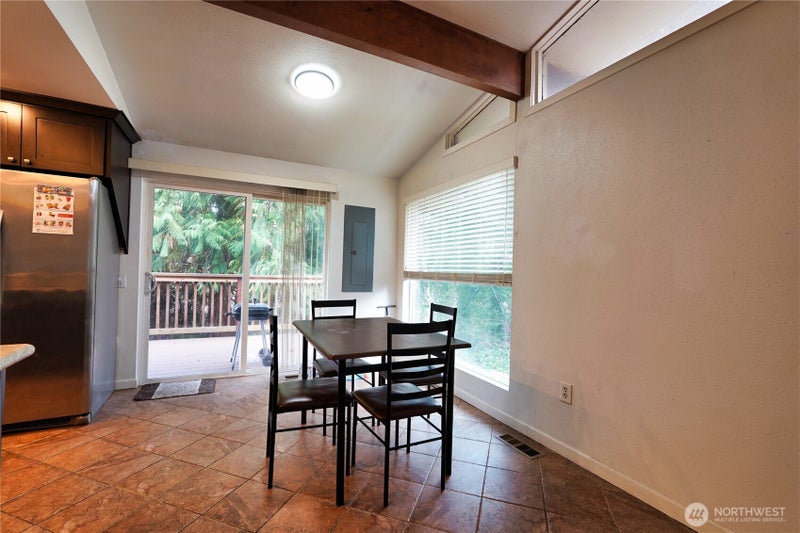 11109 144TH Street E