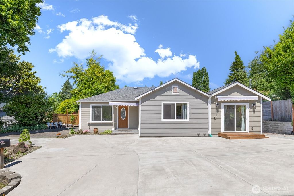 Photo of 7214 S 120th Street, Seattle, WA 98178 (MLS # 2436000)