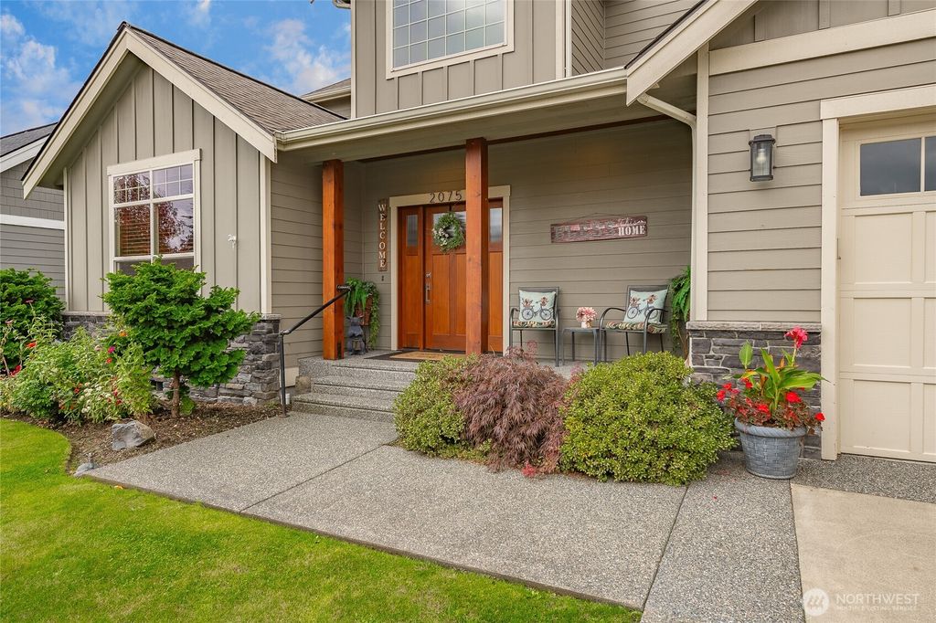 Photo of 2075 Bluestem Street, Lynden, WA 98264 (MLS # 2466363)