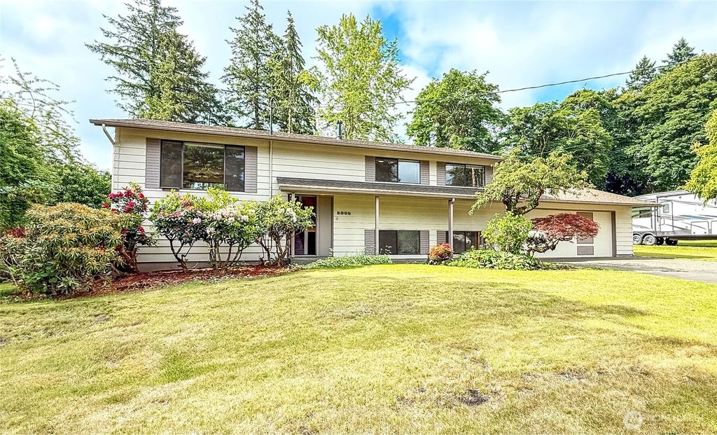 Photo of 5205 S 346th Street, Auburn, WA 98001 (MLS # 2341560)