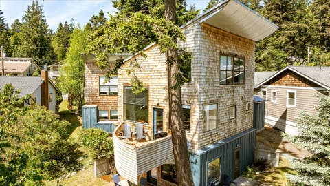 Photo of 1060 Halsey Drive, Coupeville, WA 98239 (MLS # 2513194)