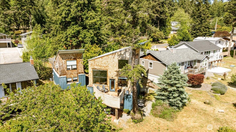 1060 Halsey Drive