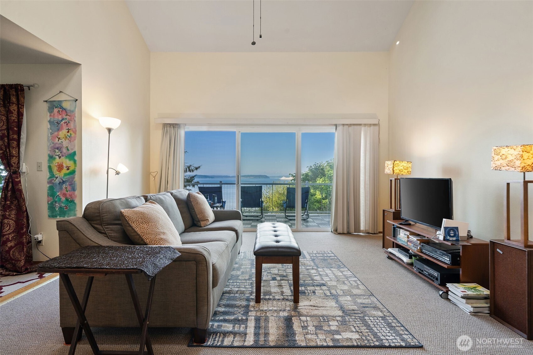 31698 Sunrise Beach Court NE