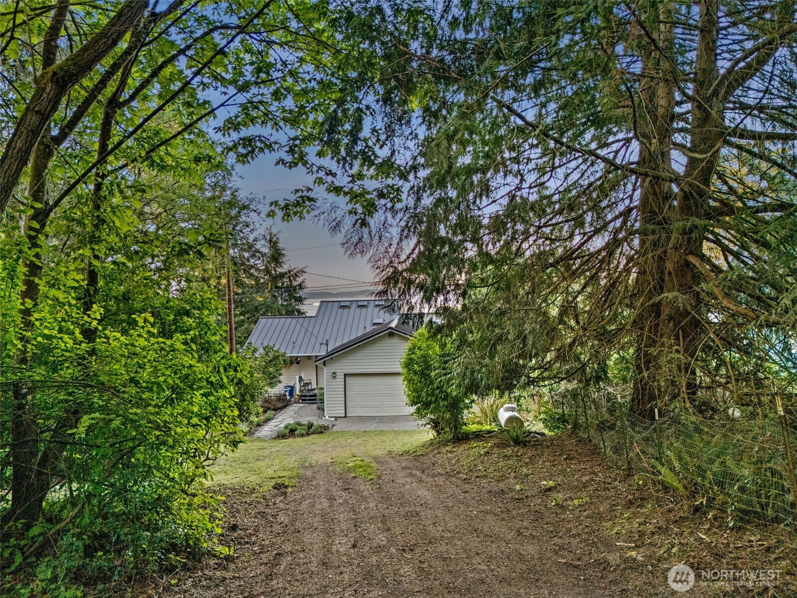 31698 Sunrise Beach Court NE