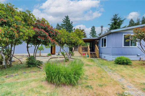 Photo of 1402 301 Place, Ocean Park, WA 98640 (MLS # 2403231)