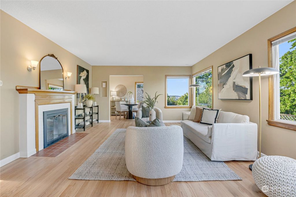 Photo of 4755 35th Avenue SW, Seattle, WA 98126 (MLS # 2257857)