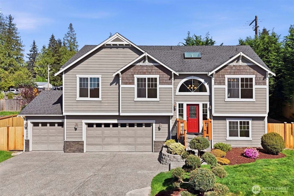Photo of 4411 172nd Place SW, Lynnwood, WA 98037 (MLS # 2519001)