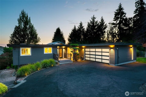 Photo of 11410 SE 79th Street, Newcastle, WA 98056 (MLS # 2545112)