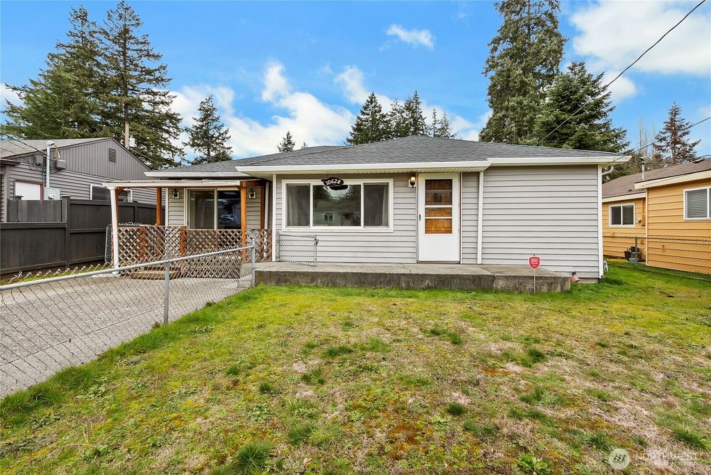 Photo of 10628 20th Avenue S, Tacoma, WA 98444 (MLS # 2483451)