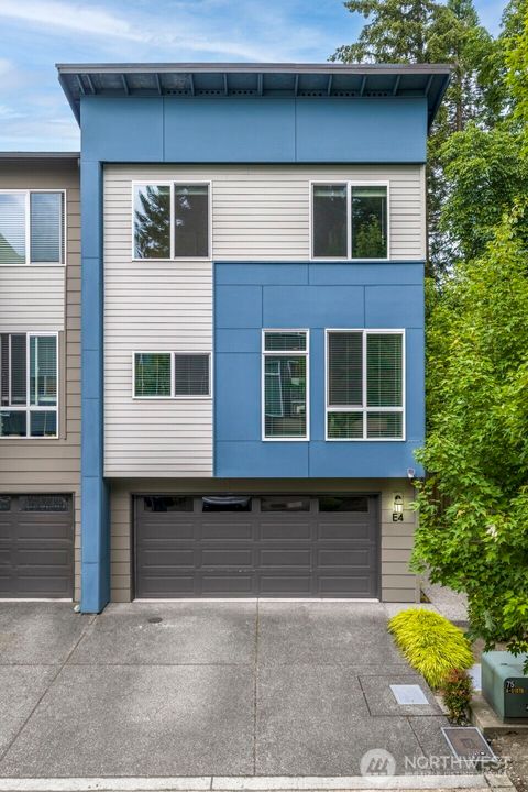 Photo of 16201 Meadow Road #E4, Lynnwood, WA 98087 (MLS # 2550327)
