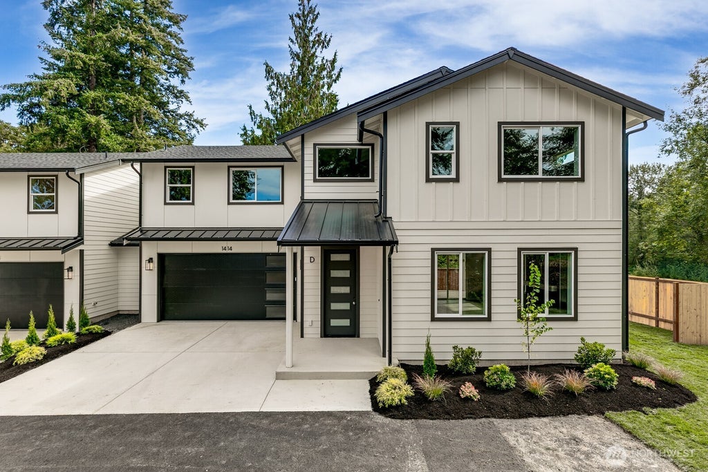 Photo of 1414 126th Street SE #D, Everett, WA 98208 (MLS # 2586409)