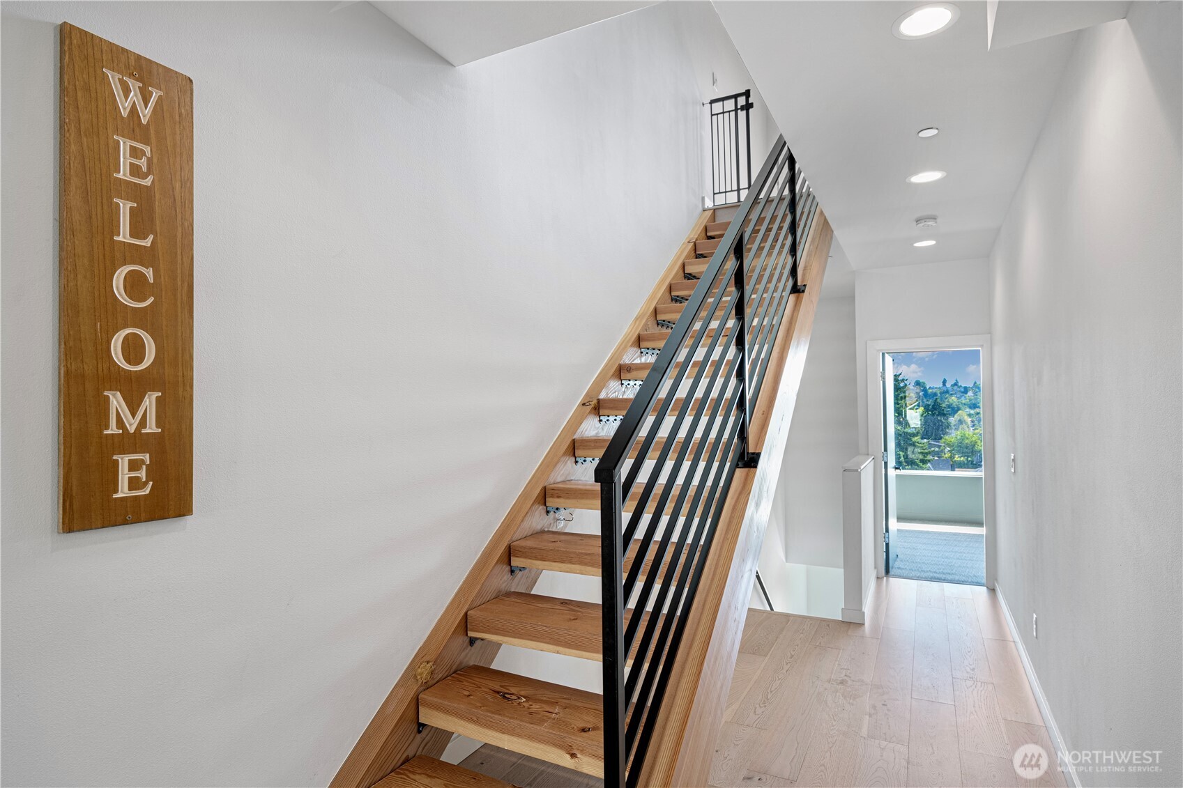 1546 Sturgus Avenue S