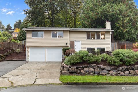 A home in Lake Forest Park