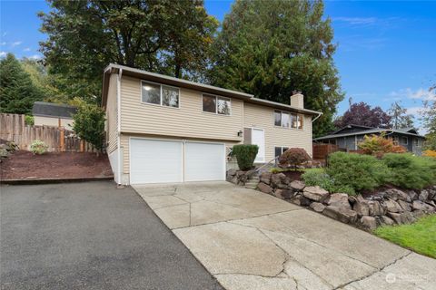 A home in Lake Forest Park