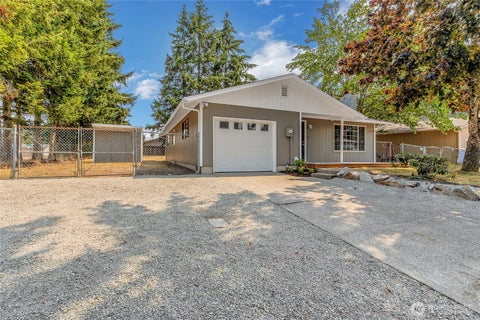 Photo of 17203 5th Avenue E, Spanaway, WA 98387 (MLS # 2564219)