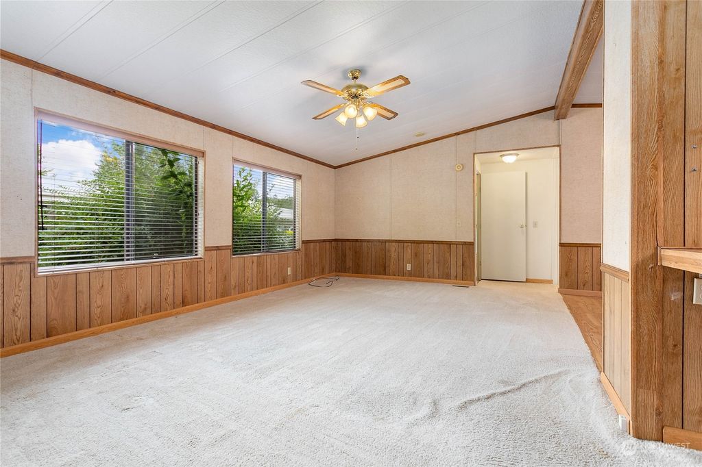 listing image 9360997938481206524