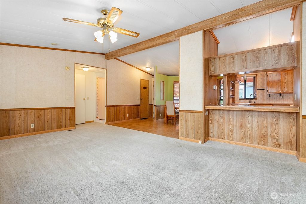 listing image 9367160334656044231