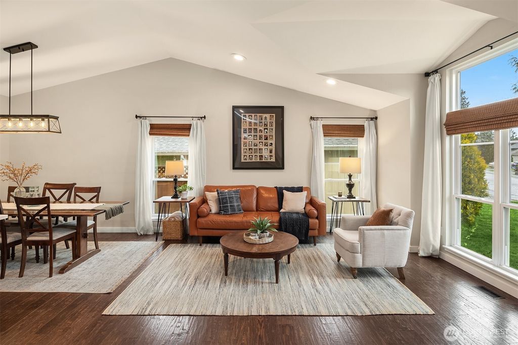 Photo of 14522 56th Avenue SE, Everett, WA 98208 (MLS # 2508253)