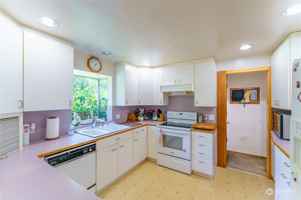 listing image 9368329555839646137