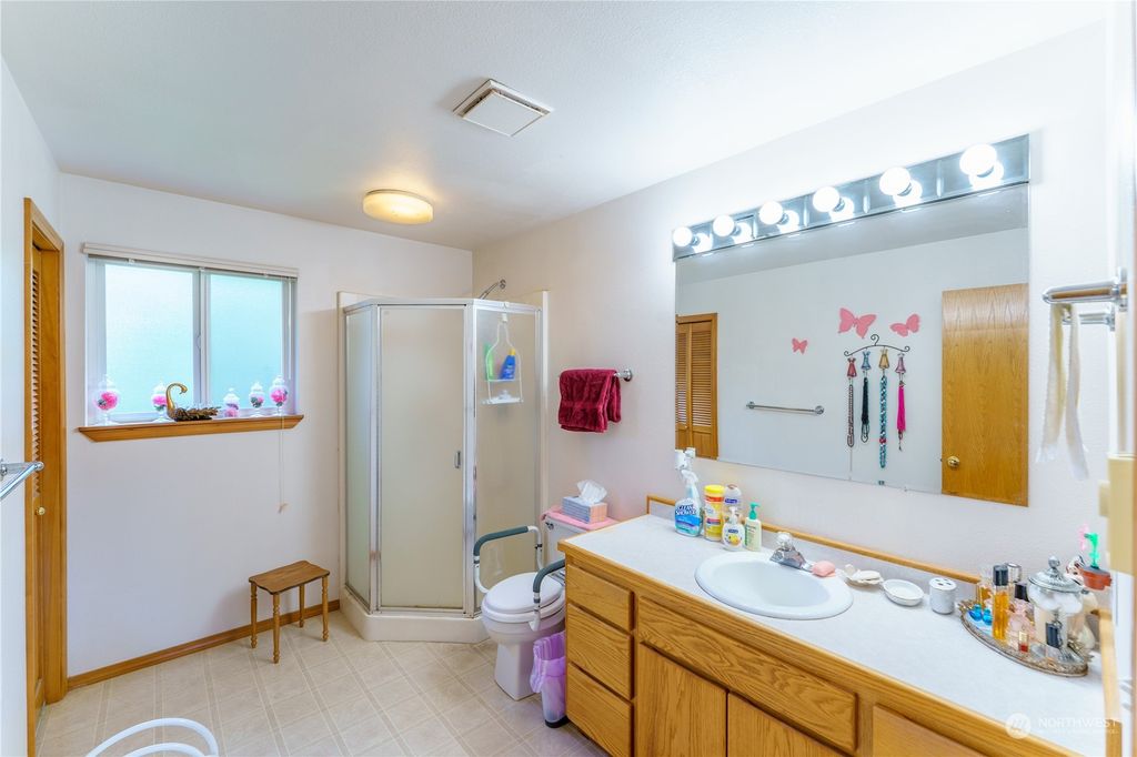 listing image 9368075025957676643