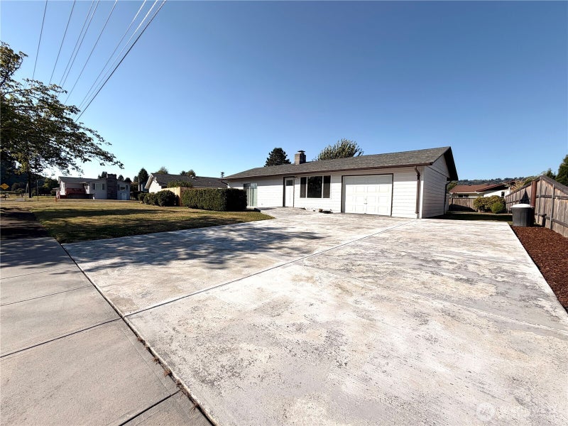 3430 Olive Way