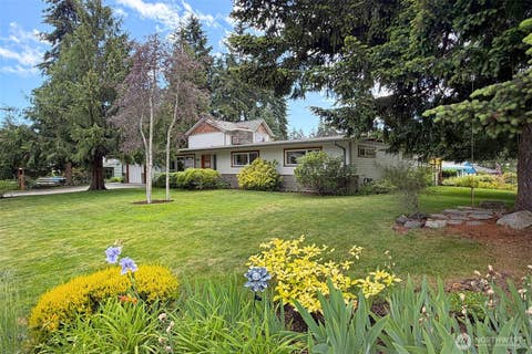 Photo of 16857 Palatine Avenue N, Shoreline, WA 98133 (MLS # 2537210)