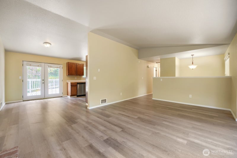 13313 147th Street E