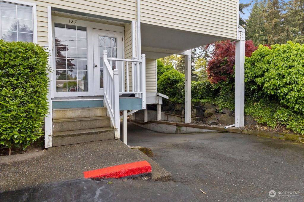 Photo of 127 SW 154th Street #107, Burien, WA 98166 (MLS # 2231442)