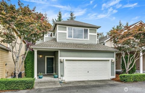 Photo of 11723 114TH Place NE #55, Kirkland, WA 98034 (MLS # 2462869)