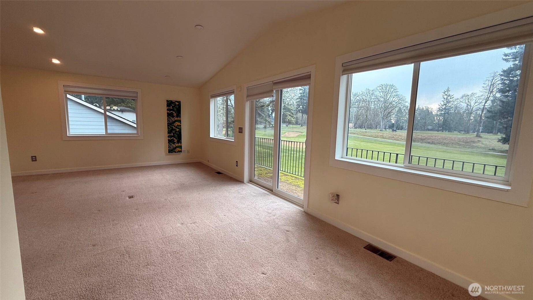 8218 Zircon Drive SW